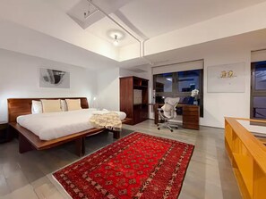 1 habitación, tabla de planchar con plancha, wifi y ropa de cama 