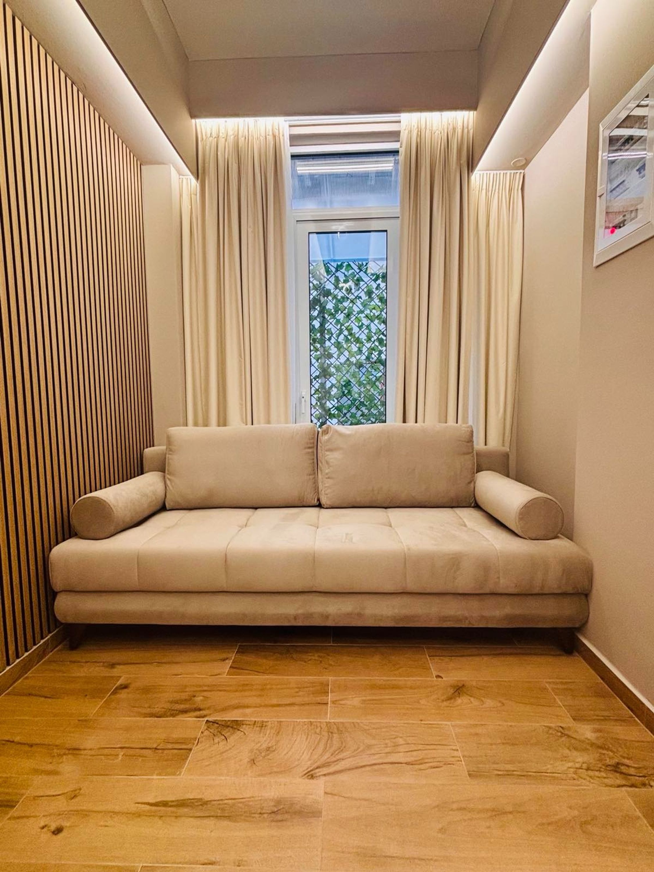 TV, offices