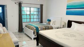 2 bedrooms, iron/ironing board, WiFi, bed sheets
