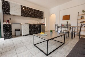 Interior - Rainbow Apartment by Ionian Luxury (Kerkira)