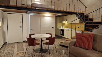 Standard Duplex | Interior