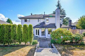 Imagen sin descripción, 3 de 15, botón