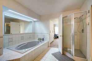 Imagen sin descripción, 5 de 15, botón