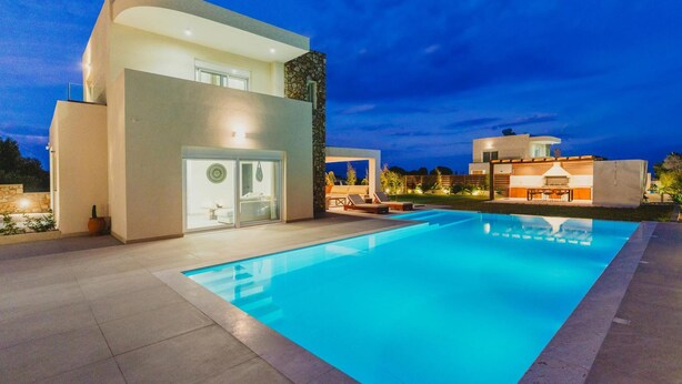 Pool - Aiolia Villa in Rhodes (Rhodes)
