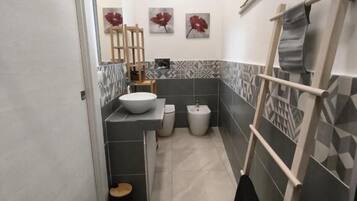 Comfort Double Room | Bathroom | Bidet