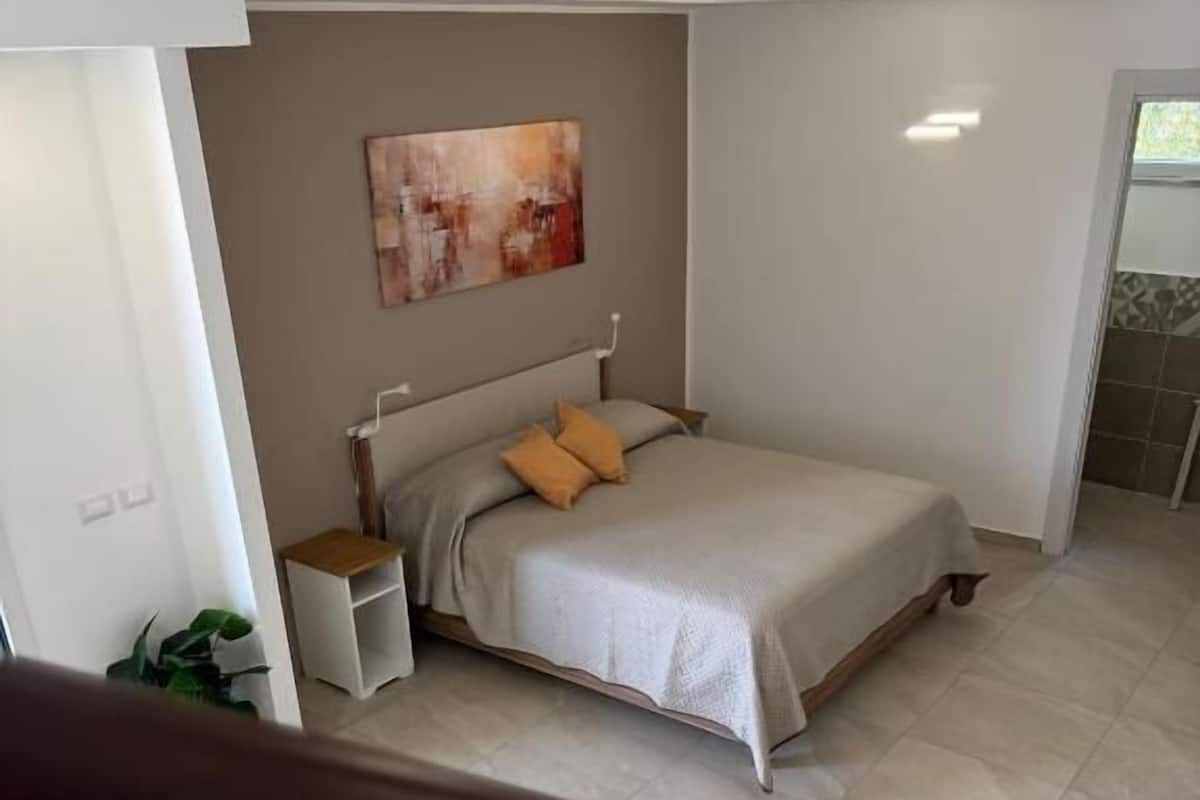 Family Room | Free WiFi