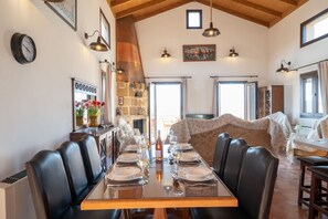 Dining - Villa Levante in Kefallonia (Kefallonia)