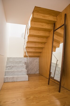 Interior - Flattered to be in Porto City View Apartment B (Oporto)