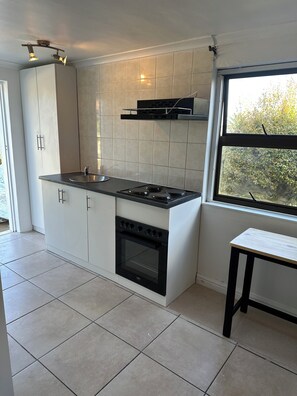 Family Room - Plattekloof guest house (Cape Town)