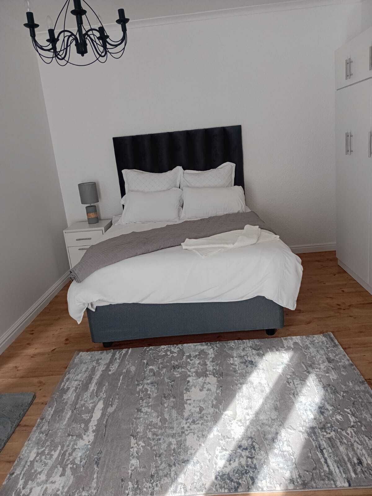 Desk, laptop workspace, iron/ironing board, free WiFi