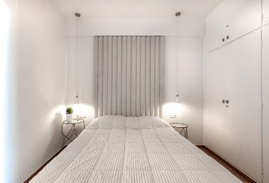 2 Schlafzimmer, Schreibtisch, Reisekinderbett, kostenloses WLAN