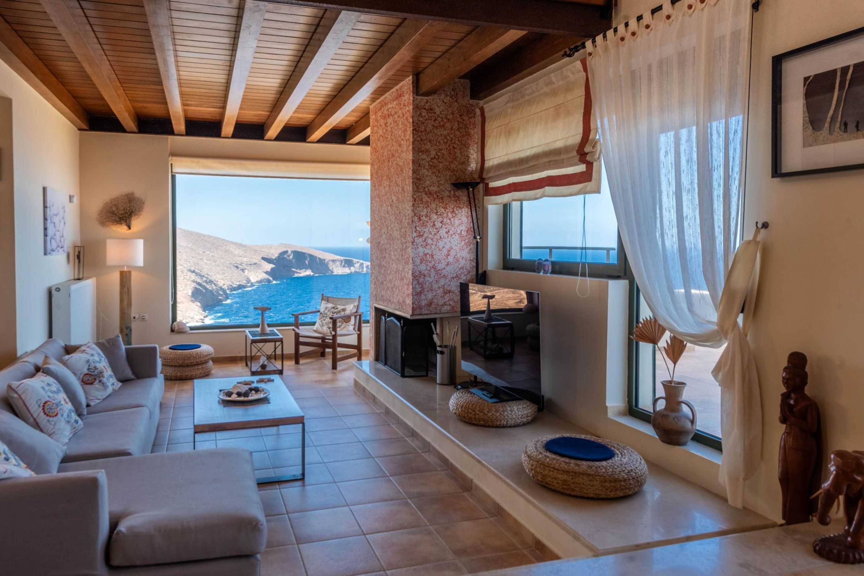 リビング エリア