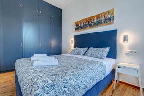 1 bedroom, iron/ironing board, free WiFi, bed sheets - Royal View Suite - Corfu Town (Kerkira)