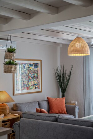 Interior - Ormos Seaside Villa G with private pool (Tinoa)
