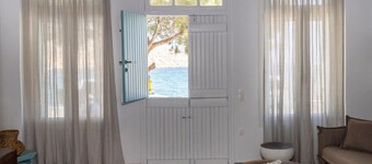 Aelios Cycladic house