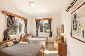 3 bedrooms, iron/ironing board, travel cot, bed sheets - The Arches in Latchi (Latchi)
