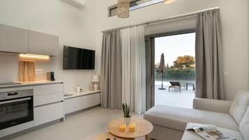 TV, stereo, offices