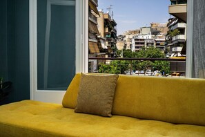 Interior - Sunny 2 bedroom  cozy apartment, view of Parthenon (Athina)