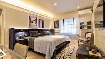 Luxury Apartment | Desk, laptop workspace, blackout drapes, soundproofing