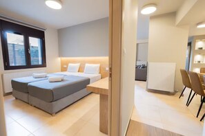 3 bedrooms, iron/ironing board, free WiFi, bed sheets - Villy Luxury Home by the sea 1 (Stalos)