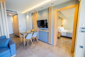 1 bedroom, iron/ironing board, travel cot, free WiFi - Villy Luxury Home by the Sea 2 (Stalos)