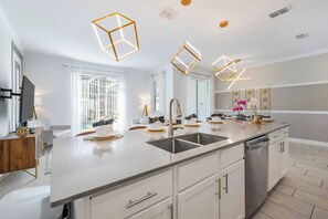 Interior - CG1086 - Modern Home - Champions Gate (Davenport)