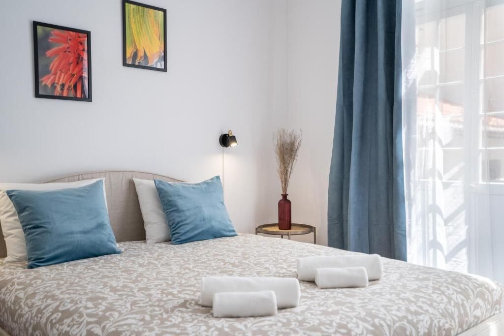 Chambre Double, vue ville