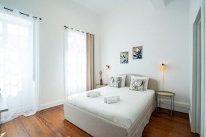 Unclassified image, 5 of 15, button - Zarco Suites by Sé Funchal (Funchal)