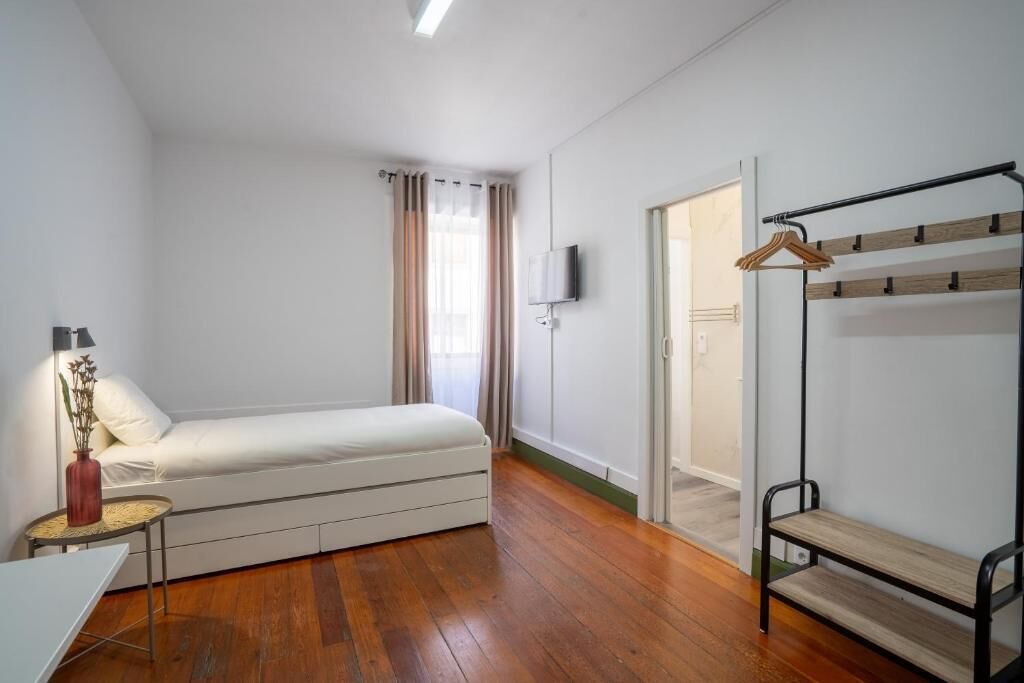 Single Room, City View