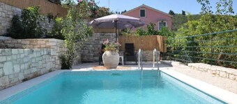 Villa Adamantia in Ozias