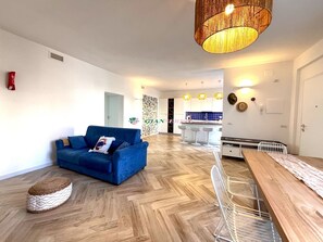 Interior - Apartment in a semi-detached house with independent entrance.-Rif. Casa Nina (San Vincenzo)
