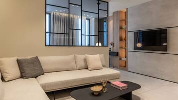 TV, studio