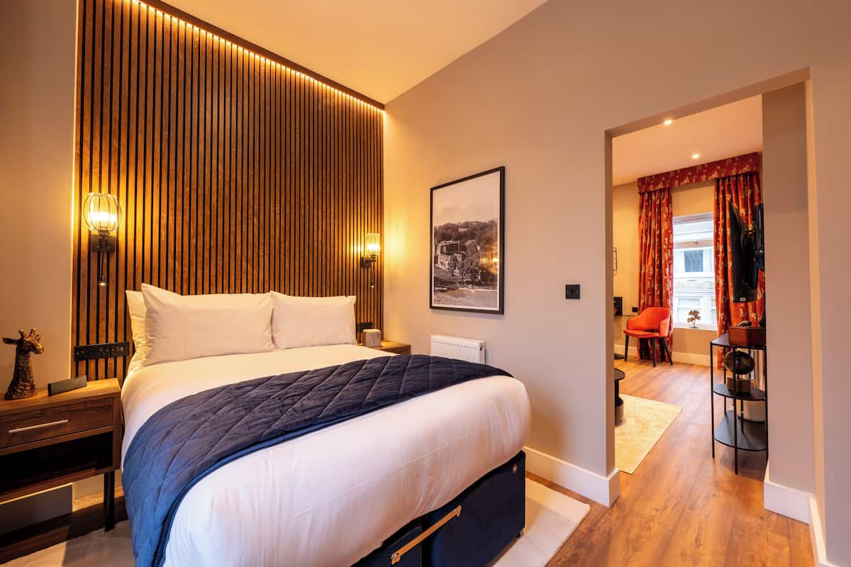 標準公寓 | 房內夾萬、書桌、手提電腦工作空間、遮光窗簾/窗簾