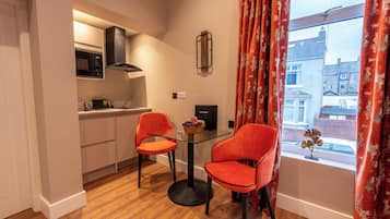 Departamento estándar | Restaurantes