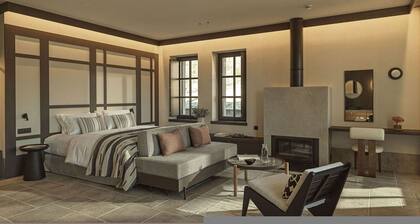 The Grand View Suite with large Veranda by Oreno