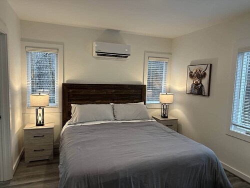 Trailside 2BR Cottage | Walk Downtown + Greenfront