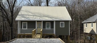 Trailside 2BR Cottage | Walk Downtown + Greenfront
