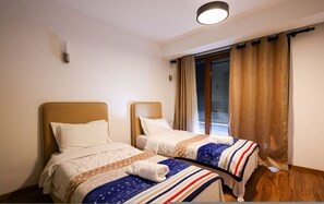 1 bedroom, desk, iron/ironing board, free WiFi