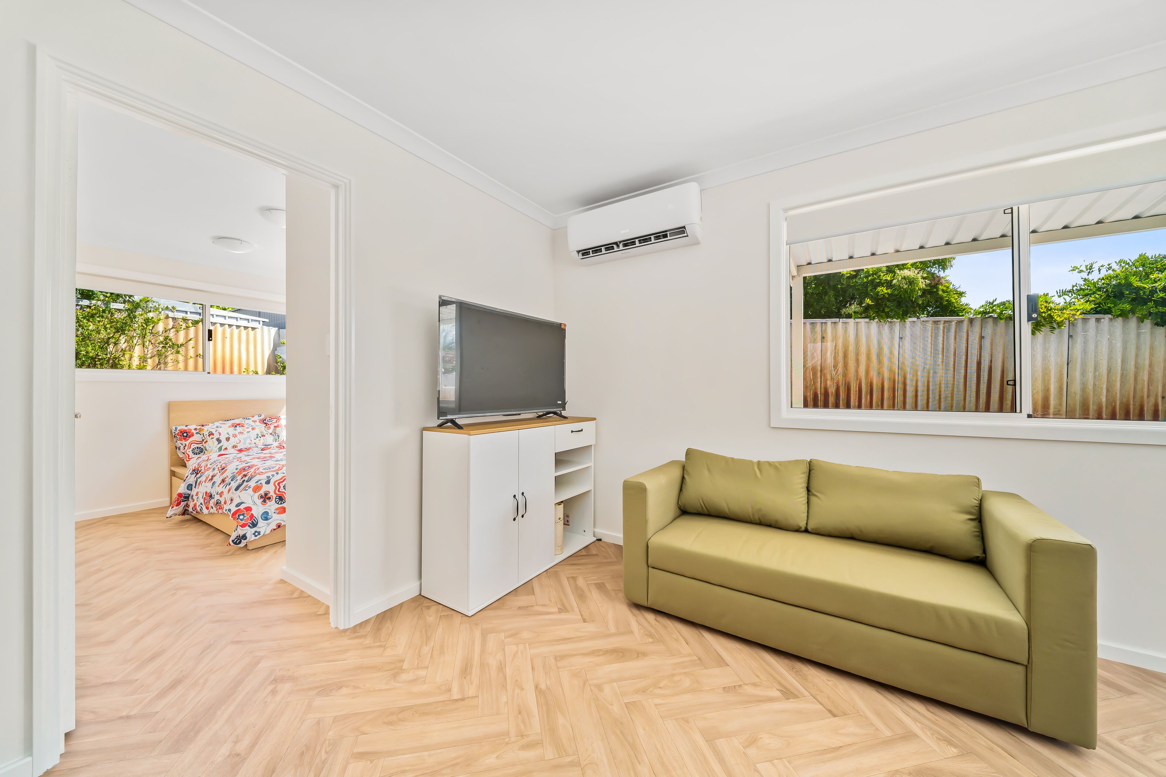 Modern 3br Retreat | Sleeps 6 | Near Fiona Stanley & Murdoch University - Riverton