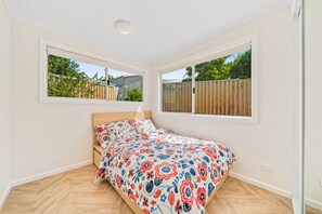 3 bedrooms, free WiFi, bed sheets