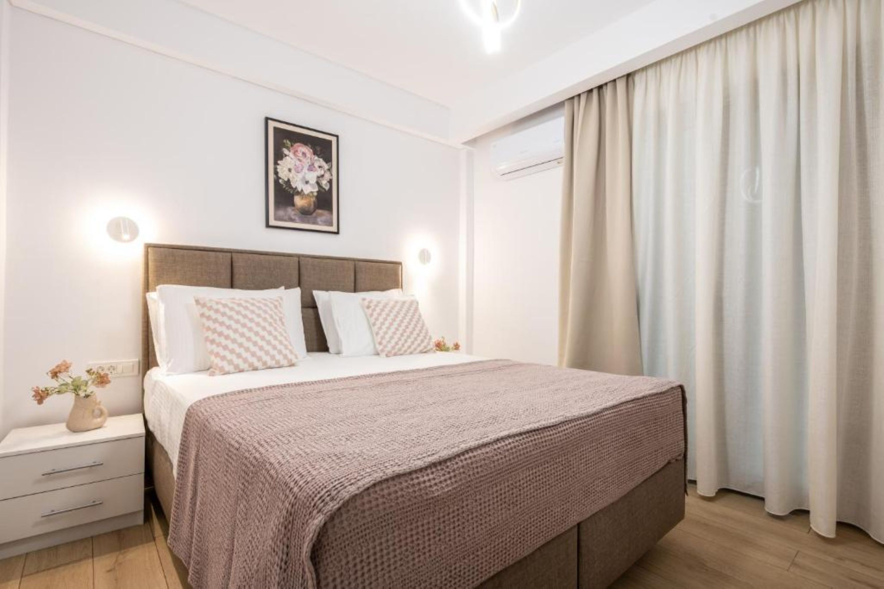 Desk, iron/ironing board, travel cot, free WiFi