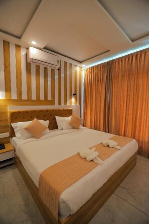 Deluxe Double Room, Balcony, Garden View | Wi-fi percuma 