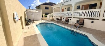 NEWLY REFURBISHED! Platinum Palace 2BR | Pool | 10 mins to Oistins Fish Fry