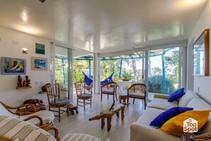 Imagen sin descripción, 4 de 42, botón