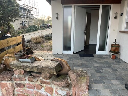 Ferienwohnung Schönbrunn-Haag. 25 Minuten bis Heidelberg 