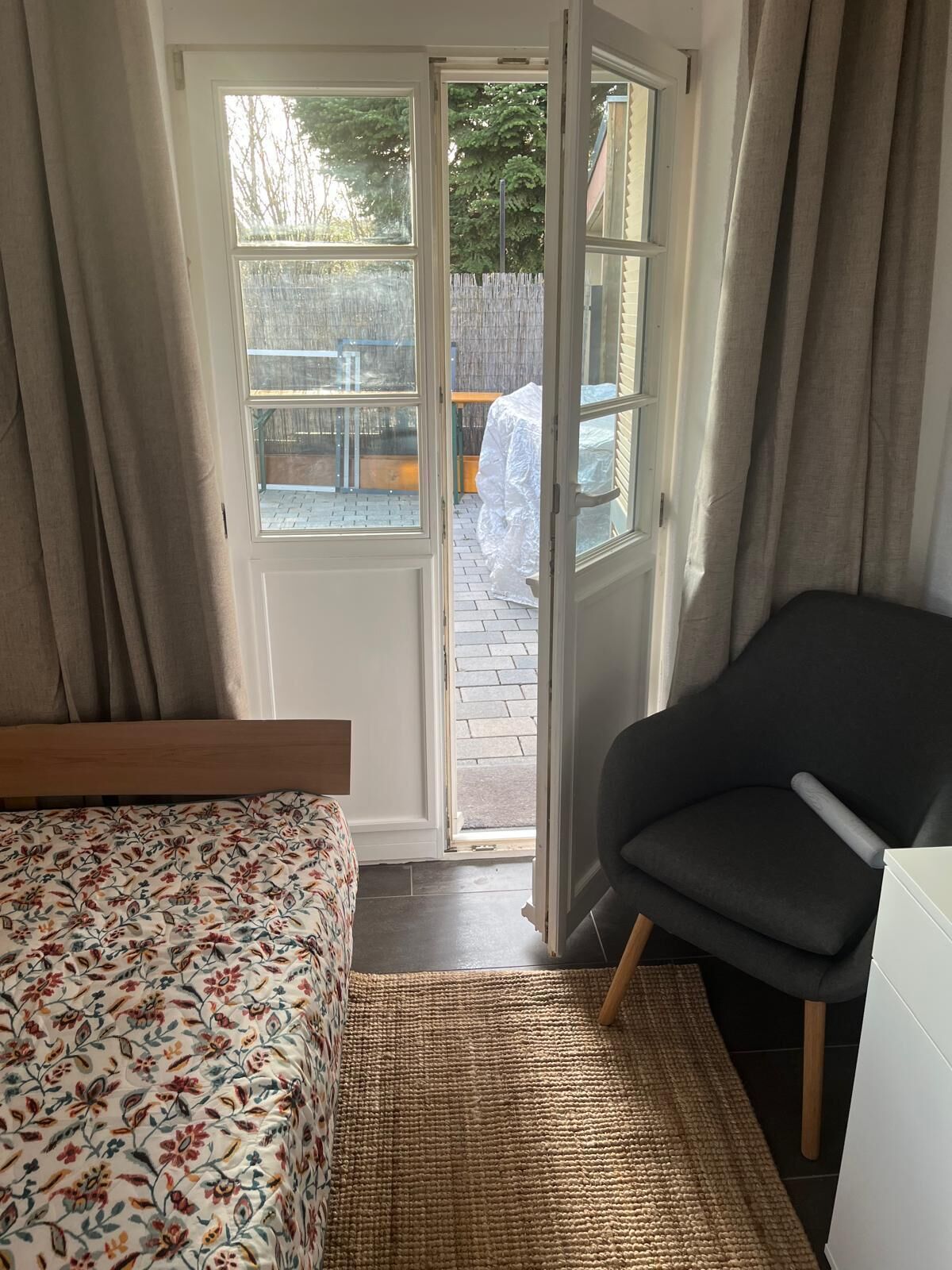 2 Schlafzimmer, Bügeleisen/Bügelbrett, Internetzugang, Bettwäsche