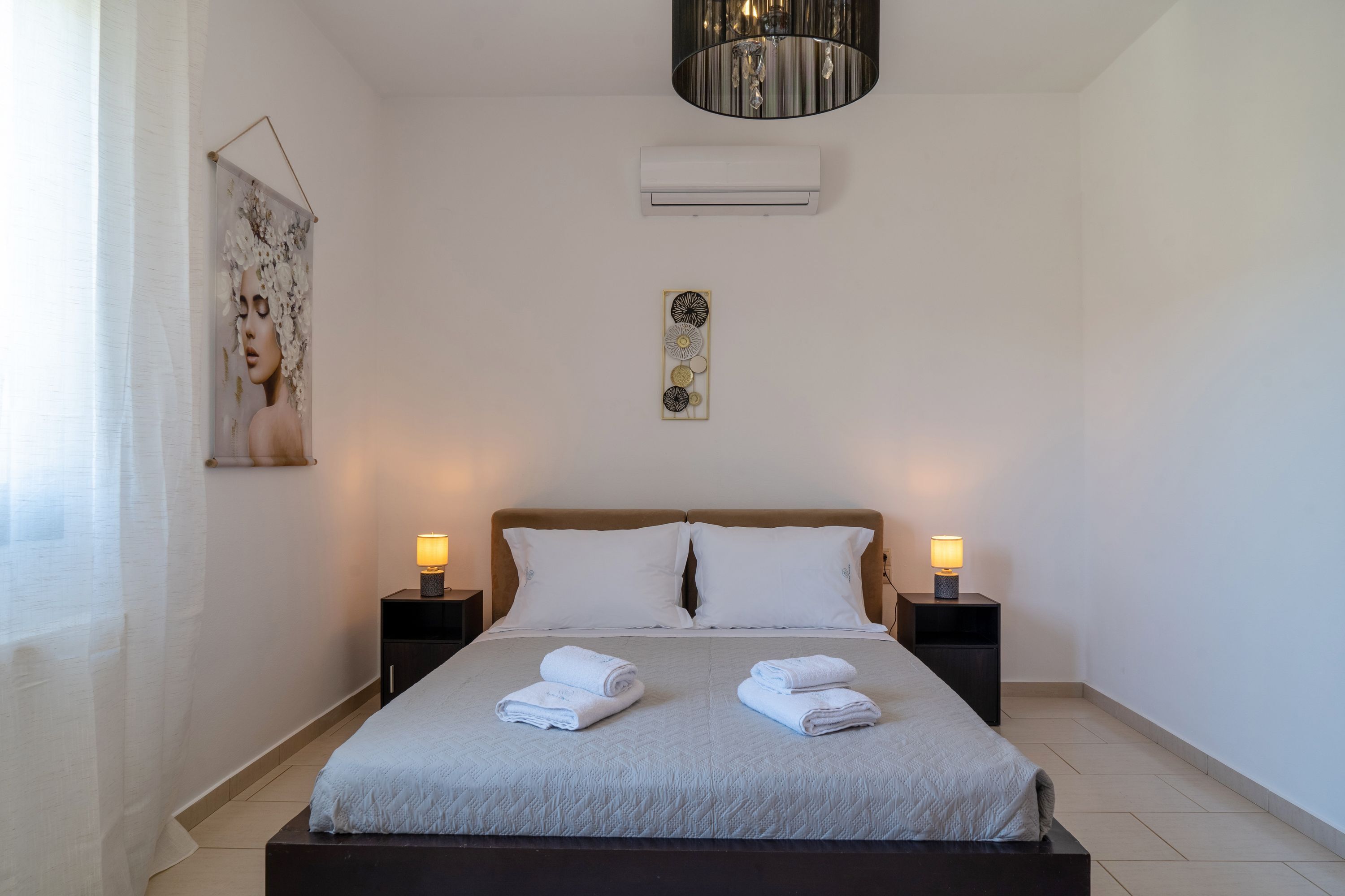 2 bedrooms, iron/ironing board, WiFi (free), bed sheets
