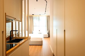 1 bedroom, desk, iron/ironing board, travel cot - Zins Luxury Apartment 06 (Durrës)
