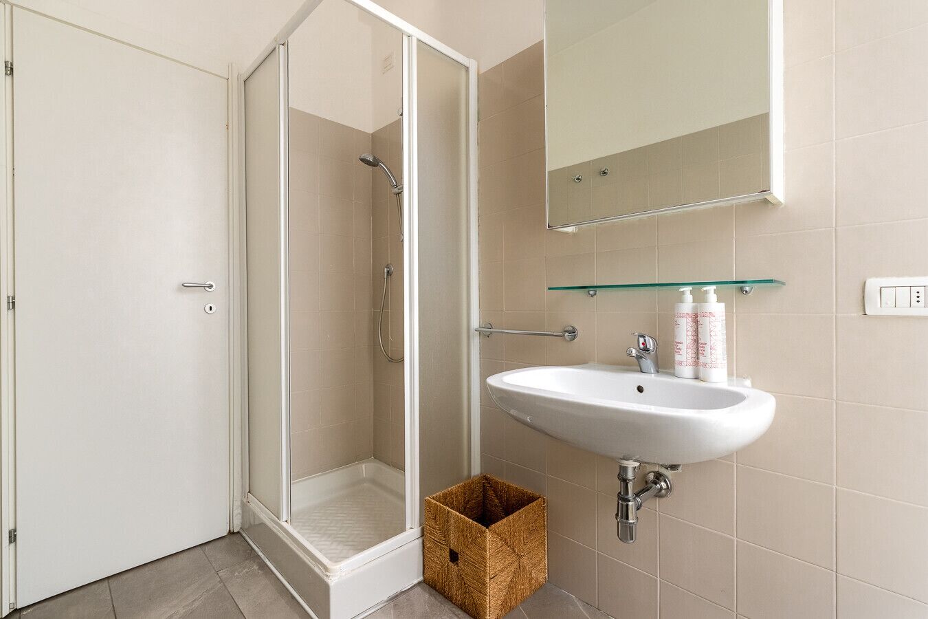 House | 1 bedroom