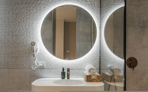 Bathroom - Zins Luxury Apartment 04 (Durrës)